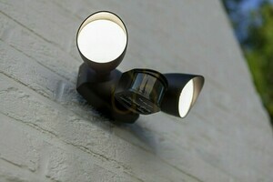 Bezpečnostný reflektor so snímačom pohybu Lutec SHRIMP 7622222012 LED 20 W 1700 lm čierny small 1