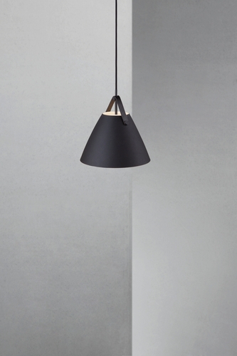 Skontrolujte Závesné svietidlo Strap 27 Black Nordlux