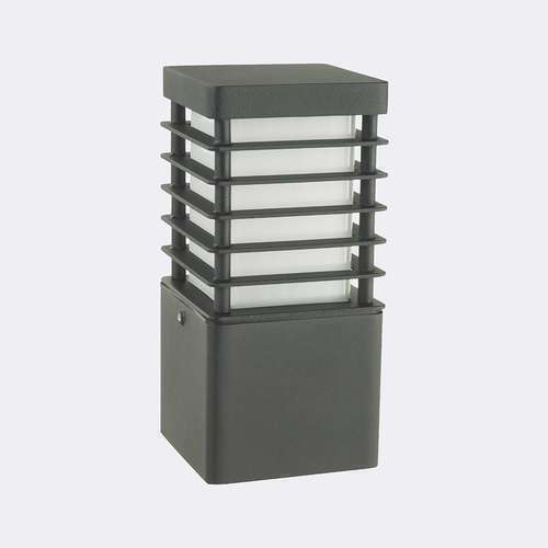 Skontrolujte Halmstad 210 Black E27 Led 9W 26Cm
