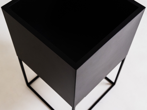 Skontrolujte Obal na kvetináč na stojane CustomForm PALMUS METAL 100 × 35 × 35 cm, čierny