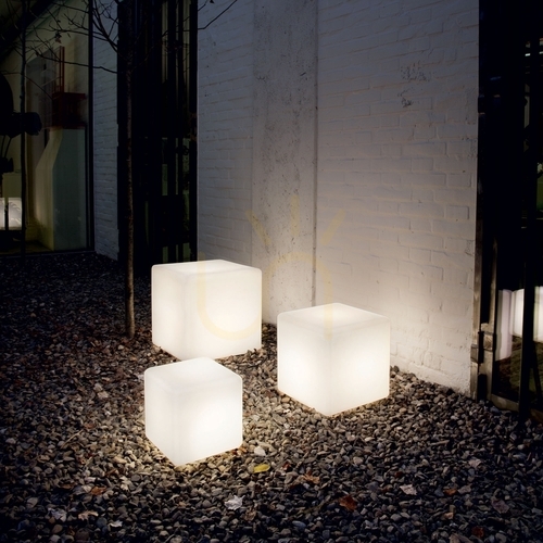 Skontrolujte Vonkajšia stojaca lampa Ideallux Luna PT1 D30 biela E27 191577