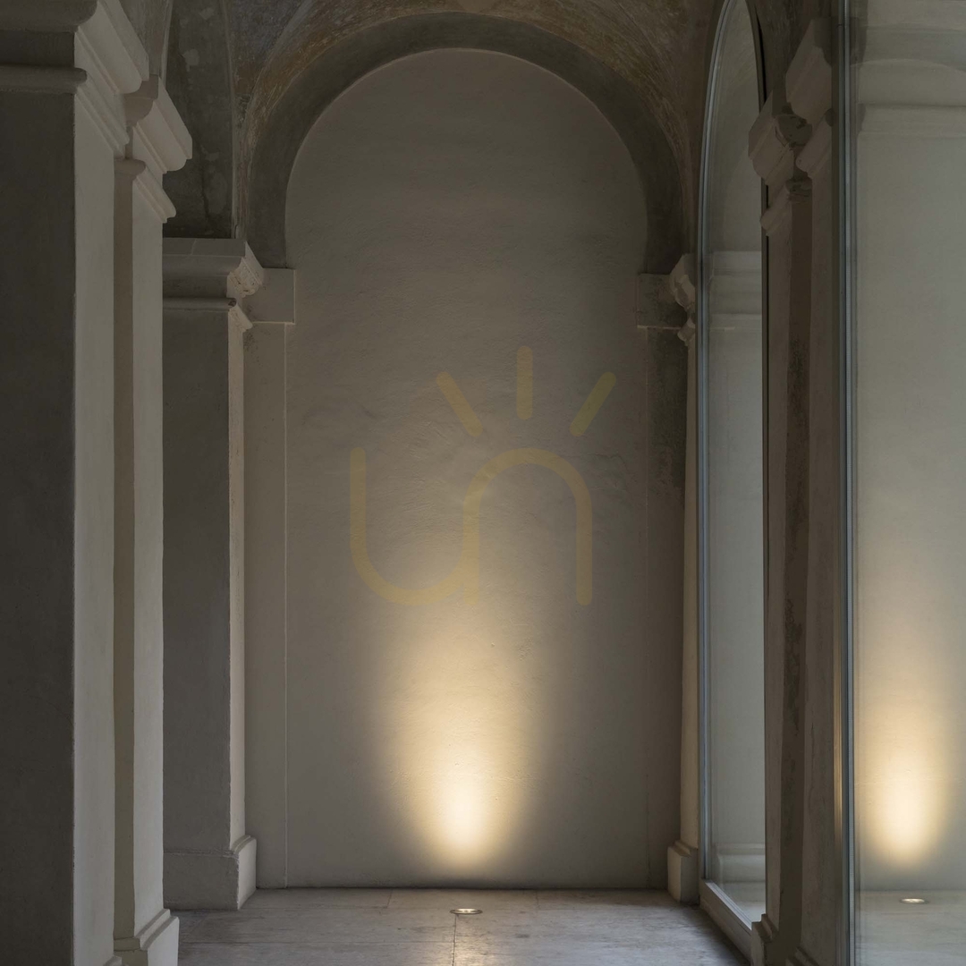 Šou Vonkajšie zapustené svietidlo Ideallux Taurus 277028 okrúhle strieborné 14W Vonkajšie zapustené svietidlo Ideallux Taurus 277028 okrúhle strieborné 14W