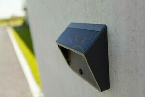 Vonkajšie nástenné svietidlo Lutec Linko Solar LED 11,5 W šedé 6912301335 small 3