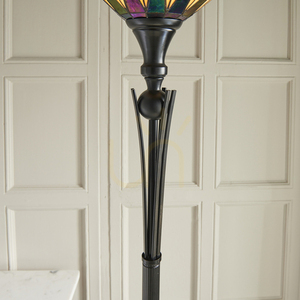 Tmavá hviezda Tiffany Viacfarebná stojaca lampa 64042 Interiéry. small 7