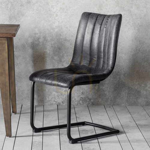 Skontrolujte Jedálenské stoličky Gallery Direct Edington, sivé, umelá koža, sada 2 ks