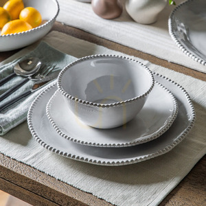 Porcelánové taniere Gallery Direct 4 ks 28 cm prírodné s korálkovým okrajom small 1
