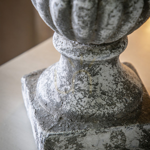 Kvetináč urna Gallery Direct Amesbury sivý cement 15,5 x 14 cm small 2