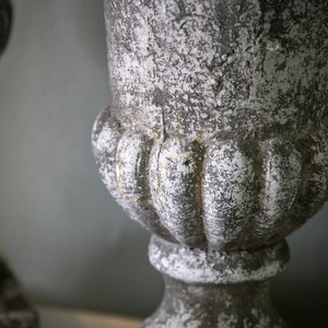 Kvetináč urna Gallery Direct Amesbury sivý cement 15,5 x 14 cm small 4