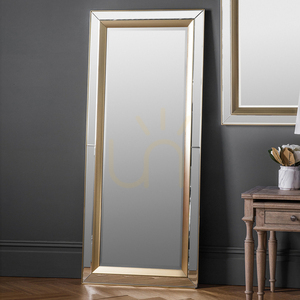 Zrkadlo Gallery Direct Phantom Leaner 69 × 158 cm zlaté celopostavové small 1