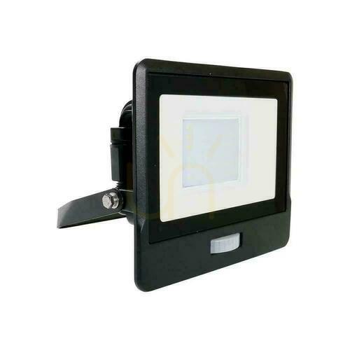 Skontrolujte LED projektor V-TAC 30W SAMSUNG CHIP Senzor pohybu čierny s MUFa VT-138S 3000K 2340lm 5 rokov záruka