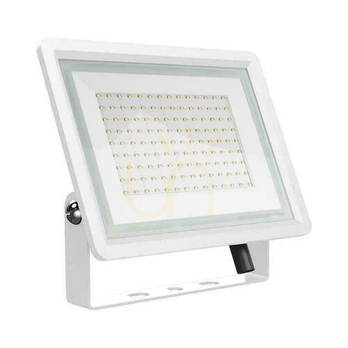 Skontrolujte V-TAC 200W SMD F-CLASS White VT-49204 4000K 17600lm LED projektor.