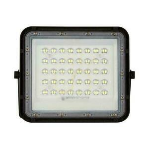 V-TAC 10W solárny LED reflektor s diaľkovým ovládaním, AUTO, časovač, IP65 čierny VT-80W 4000K 800lm. small 2