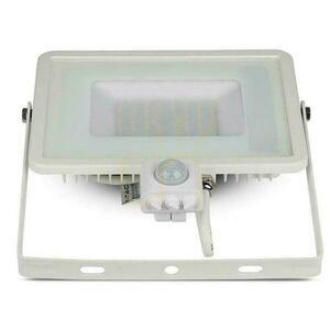LED projektor V-TAC 50W SAMSUNG CHIP Senzor pohybu s funkciou vypnutia biely VT-50-S-W 3000K 4000lm 5 rokov záruka 1 LED projektor V-TAC 50W SAMSUNG CHIP Senzor pohybu s funkciou vypnutia biely VT-50-S-W 3000K 4000lm 5 rokov záruka small 1