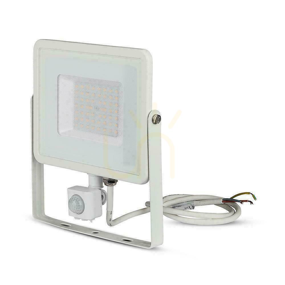 Displej LED projektor V-TAC 50W SAMSUNG CHIP Senzor pohybu s funkciou vypnutia biely VT-50-S-W 3000K 4000lm 5 rokov záruka LED projektor V-TAC 50W SAMSUNG CHIP Senzor pohybu s funkciou vypnutia biely VT-50-S-W 3000K 4000lm 5 rokov záruka
