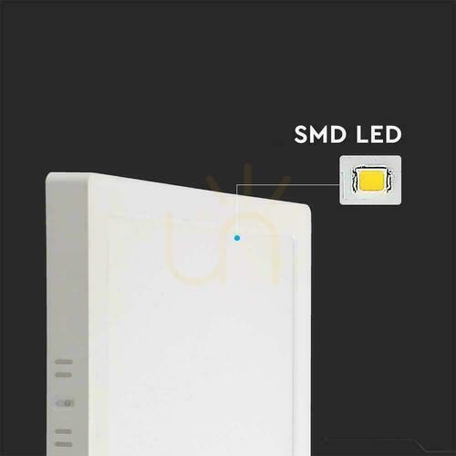 Skontrolujte V-TAC povrchovo montovaný panel LED Premium Downlight 24W Square 300x300 VT-60024 4000K 2640lm.