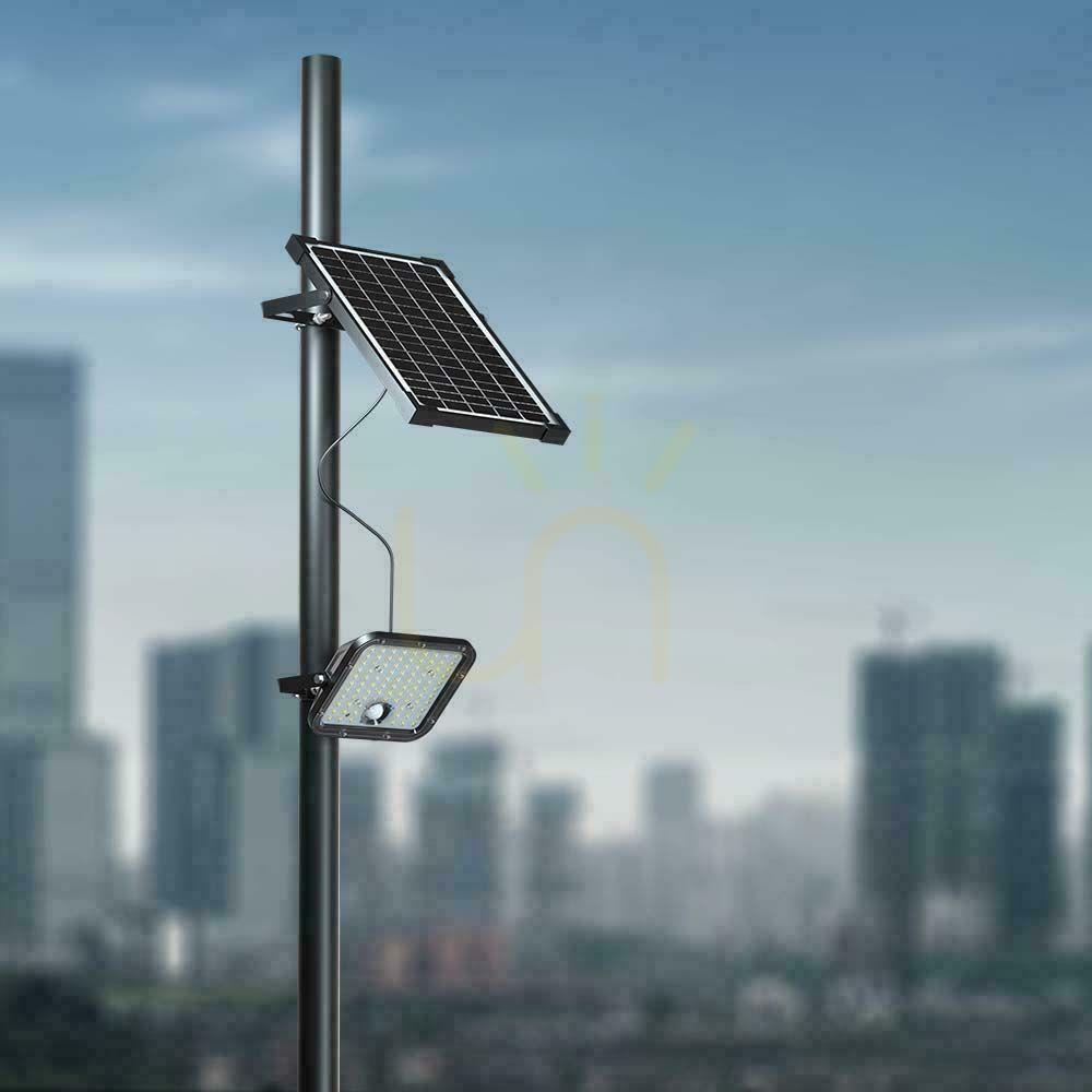 Šou V-TAC 10W solárny LED projektor s diaľkovým ovládaním, AUTO, časovač, senzor pohybu, IP65, CCT VT-411CCT 4000K+6000K 1500lm V-TAC 10W solárny LED projektor s diaľkovým ovládaním, AUTO, časovač, senzor pohybu, IP65, CCT VT-411CCT 4000K+6000K 1500lm