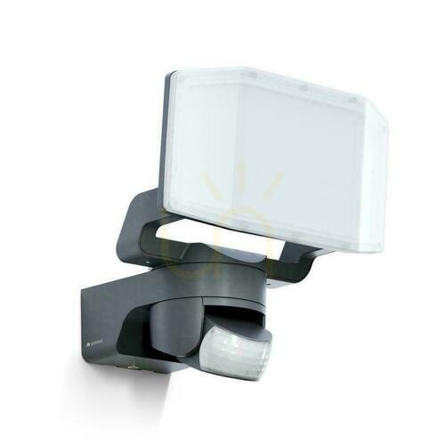 Skontrolujte Steinel XLED Protect PIR 14,3W 3000K 1642lm IP54 IK03 230V antracitový / plastový reflektor so senzorom