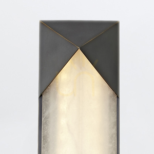 Veľké nástenné LED svietidlo Quintiesse Caesar z alabastru – bronz Urban Bronze small 1