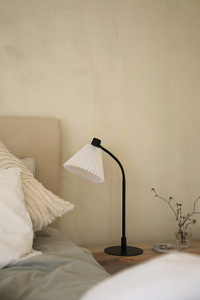 Stolová lampa Markslojd MIRA 108697 biela oceľ 59 cm small 1
