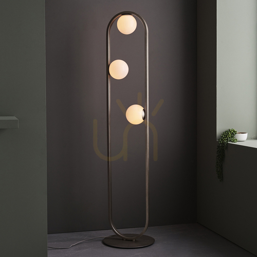 Skontrolujte Stojaca lampa Enzo Silver Endon