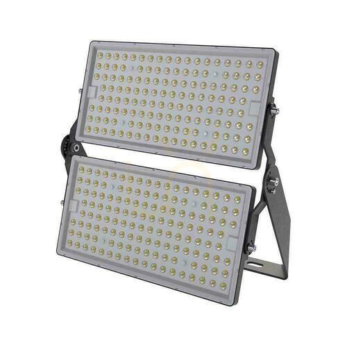 Skontrolujte LED projektor V-TAC CREE CHIP 500W čierny IP65 135Lm/W VT-48500 4000K 67500lm 6 rokov záruka