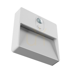 Lumina Pop RGBw+Dim PIR schodiskové osvetlenie 500mah Usb C White 78x80x22 2 Pack. small 5