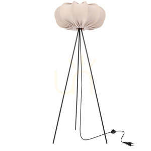 Béžová stojacia lampa CAFEE' E27 40W CANDELLUX 51-42040 small 0