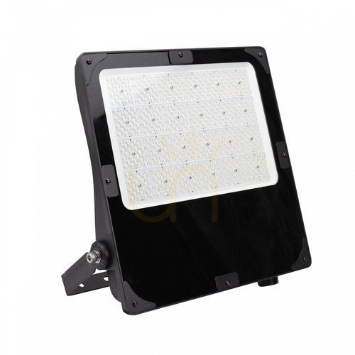 Skontrolujte LED reflektor SPORTIS 200 W/250 W/300W NW 230V Typ3 IP66 Ik08 474x445x63mm čierny Záruka 5 rokov.