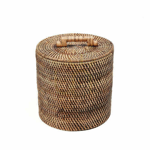 Skontrolujte Ratanový kôš s vekom Bazar Bizar Rattan Bin Low prírodná hnedá Ø25 cm v. 34 cm