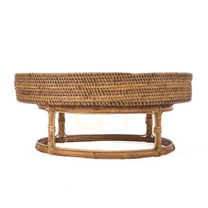 Okrúhly ratanový podnos na podstavci Bazar Bizar The Rattan Rise Tray, Ø 50 cm, v. 22 cm, prírodná hnedá small 3