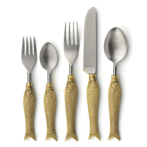 Lyžica v tvare ryby 20 cm small 4