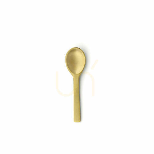 Skontrolujte Zlatá mini lyžička na soľ BAZAR BIZAR The Mini Salt Scoop S