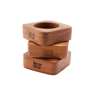 Krúžok na obrúsok Bazar Bizar teakový koreň prírodný 6x6x2 cm BASU608N small 6