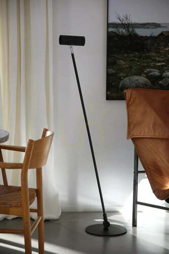 Skontrolujte Podlahová LED lampa Markslöjd Arlo, čierna, 132 cm, 109185