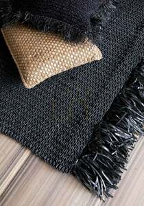 Koberec Bazar Bizar The Fringed Carpet čierny 200×300 cm z rafie, sisalu a palmového vlákna small 1