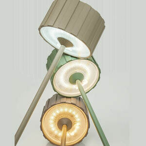 Vonkajšia prenosná stolná lampa LED 2 W, 2700 K – 4000 K – 6500 K, pieskovo zelená, IP44, ZAMBELIS small 2