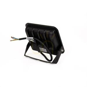 LED reflektor V-TAC s čipom CREE, 50 W, 185 lm/W, čierny, VT-4456, 6500 K, 9250 lm, 6-ročná záruka small 1