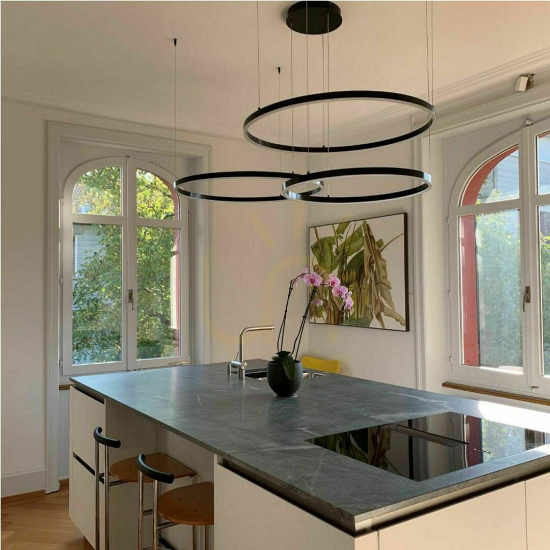 Šou LED krúžkové závesné svietidlo s.luce Ring strieborné Ø 80 cm LED krúžkové závesné svietidlo s.luce Ring strieborné Ø 80 cm