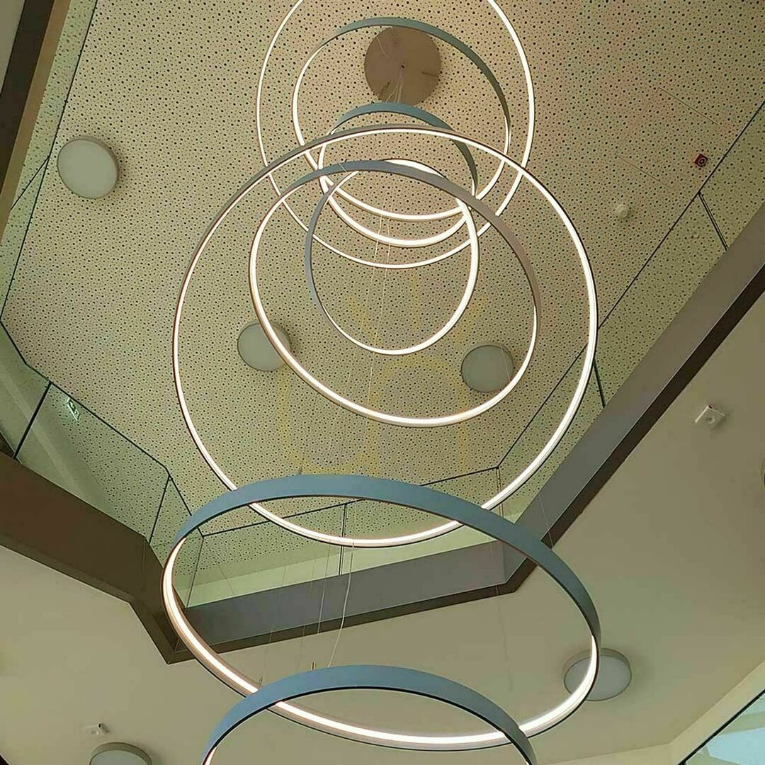 Displej Závesné svietidlo s.luce Made LED Ring XL strieborné 100 cm stmievateľné Závesné svietidlo s.luce Made LED Ring XL strieborné 100 cm stmievateľné