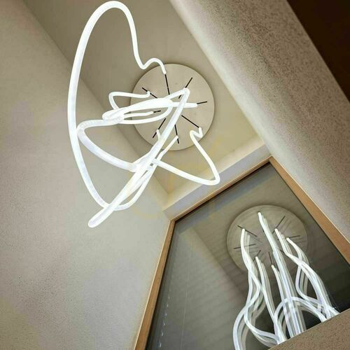 Skontrolujte Závesné LED svietidlo s.luce Arion Organic Flex biele 80 cm 3000K