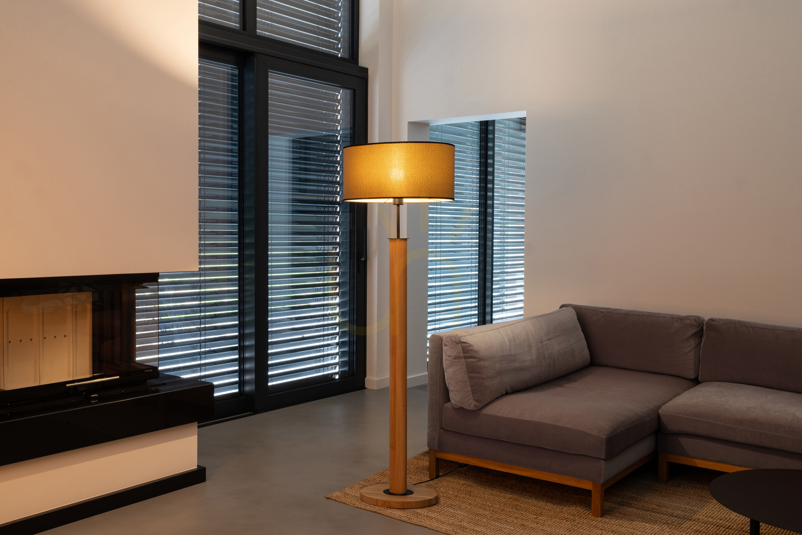 Displej Stojaca lampa Mercedes, olejovaný dub/čierna, hnedo-čierno-zlaté tienidlo, 1xE27, 52 cm Stojaca lampa Mercedes, olejovaný dub/čierna, hnedo-čierno-zlaté tienidlo, 1xE27, 52 cm