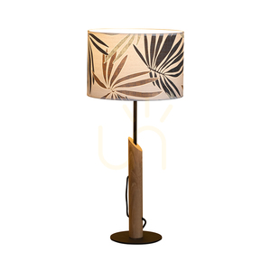 Stolná lampa Hoja, 1xE27, Max. 60 W, olejovaný dub / čierny kov / čierny opletený kábel / viacfarebný tienidlo v štýle tapety, Ø 27 cm small 1