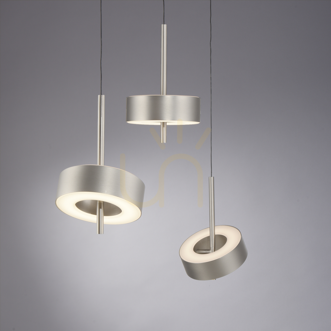 Šou Q-ROTATE 2248-95 Strieborné závesné svietidlo s 3 LED diódami Q-ROTATE 2248-95 Strieborné závesné svietidlo s 3 LED diódami